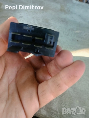 БУТОН ЗА АВАРИЙНА СВЕТЛИНА AUDI 80 B4 4A0941509