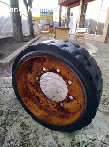 ГУМА - БАНДАЖНА (ПЛЪТНА) С ДЖАНТА ЗА МОТОКАР, снимка 6 - Гуми и джанти - 43575184