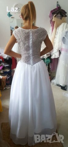 сватбена булчинска рокля със собствен обем и сияещ гръб, снимка 4 - Сватбени рокли - 27190033