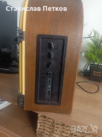 ретро радио, снимка 2 - Радиокасетофони, транзистори - 53474209