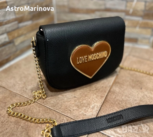 Елегантна чанта на Love Moschino, снимка 2 - Чанти - 52566424