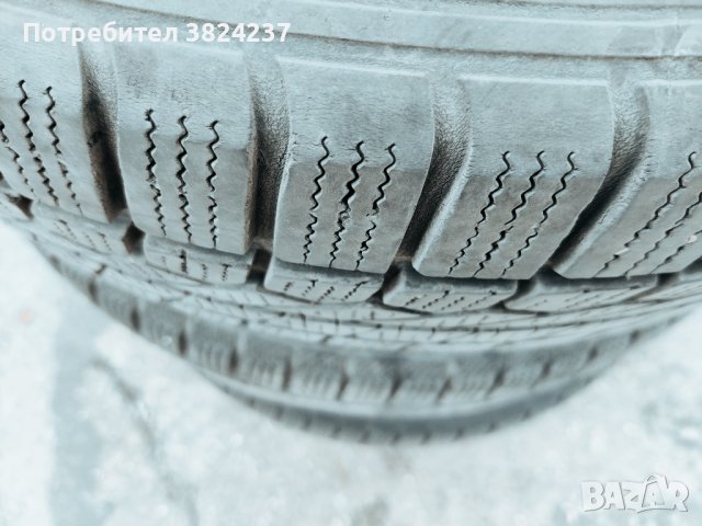 Комплект зимни гуми Toyo 215/60 R27 2017, снимка 1 - Гуми и джанти - 43050472
