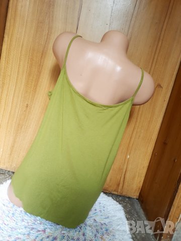 Светло зелен потник с черна дантела ХЛ, снимка 2 - Потници - 32985644