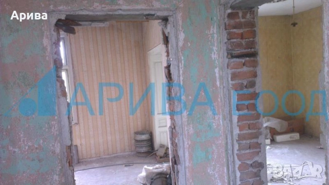 Самостоятелна двуетажна къща с двор в Хасково, снимка 9 - Къщи - 53087798