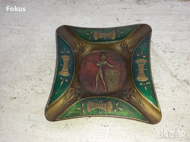 Масивен малък пепелник бронз и емайл, снимка 6 - Антикварни и старинни предмети - 40113194