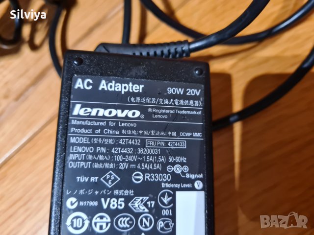 Lenovo Адаптер , снимка 1 - Кабели и адаптери - 35649805