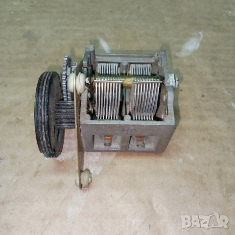 Въздушен кондензатор променлив, снимка 4 - Друга електроника - 44051674