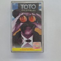 Оригинална касета Toto, снимка 1 - Аудио касети - 43099377
