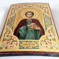 19 Век! Руска, ръчно рисувана върху злато, икона на Свети Пантелеймон, снимка 3 - Антикварни и старинни предмети - 39710766
