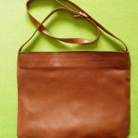 Дамска чанта естествена кожа, снимка 3 - Чанти - 27905922