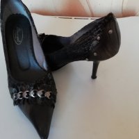 Елегантни дамски обувки , снимка 4 - Дамски обувки на ток - 35552481