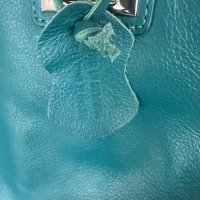 Дамска чанта естествена кожа, снимка 5 - Чанти - 43603463