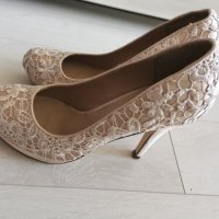 Обувки, снимка 1 - Дамски обувки на ток - 28486183