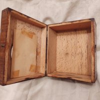 Стара кутия, снимка 3 - Антикварни и старинни предмети - 44003200