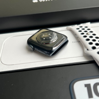 Apple watch 7 41mm NIKE *лизинг от 18лв* епъл часовник 7 41мм найк, снимка 4 - Смарт гривни - 44866075