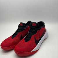 Nike Team Hustle D10 , снимка 2 - Детски маратонки - 42970216