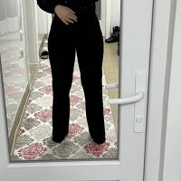 Дамски черен панталон с широки крачоли, снимка 6 - Панталони - 43712813
