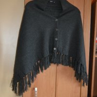 Болеро пончо машинно плетено - тъмно сиво с ресни, снимка 1 - Други - 43221763