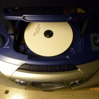 Philips AZ 1004 portable CD FM  audio, снимка 6 - Радиокасетофони, транзистори - 27579324