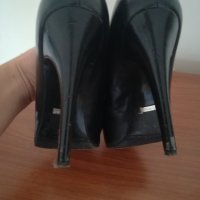 Обувки, снимка 3 - Дамски обувки на ток - 26435070