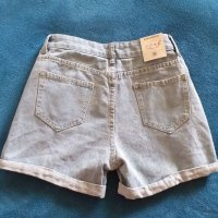 Дънков панталон  S / M, снимка 1 - Къси панталони и бермуди - 36623120