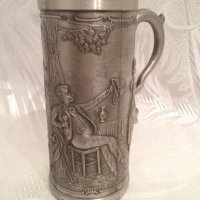 Старинна немска калаена чаша серия "Lindenwirthin" лична колекция нова, снимка 2 - Антикварни и старинни предмети - 43037532