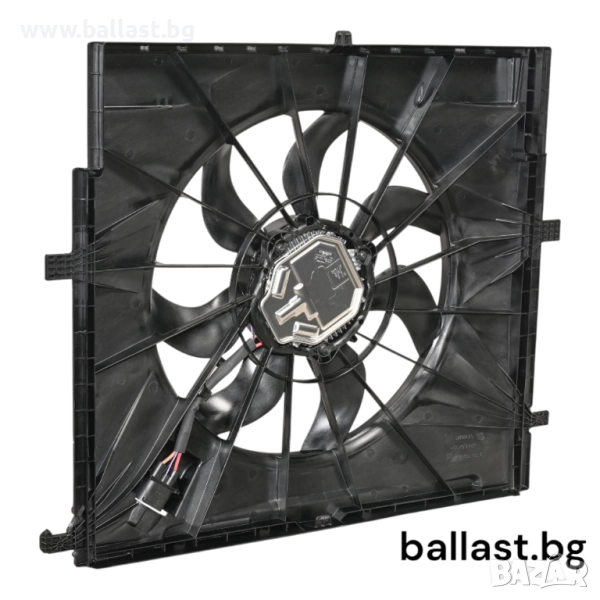 Перка радиатор A1679062806 V Klasse W447, снимка 1