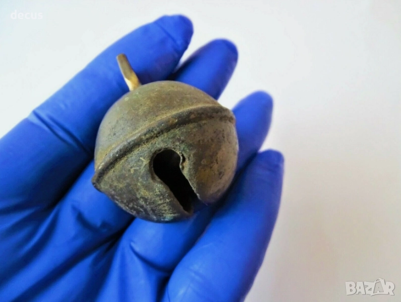 Древна бронзова камбана - звънче, снимка 1