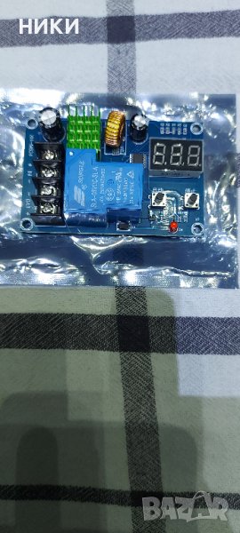 Контролер за зареждане на акумулатори, снимка 1