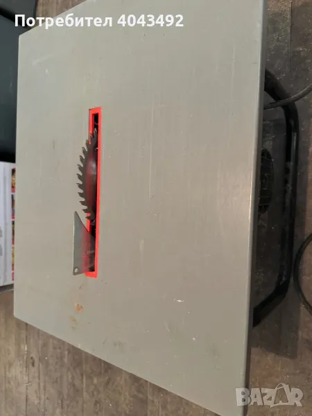 Настолен циркуляр, снимка 1