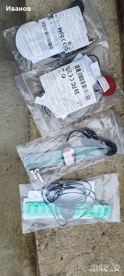 4 броя автомобилни антени AM/FM, снимка 1