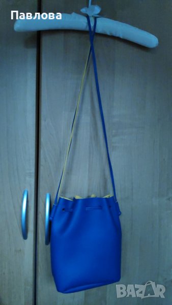 Нова чанта синя с жълта вътрешност , снимка 1