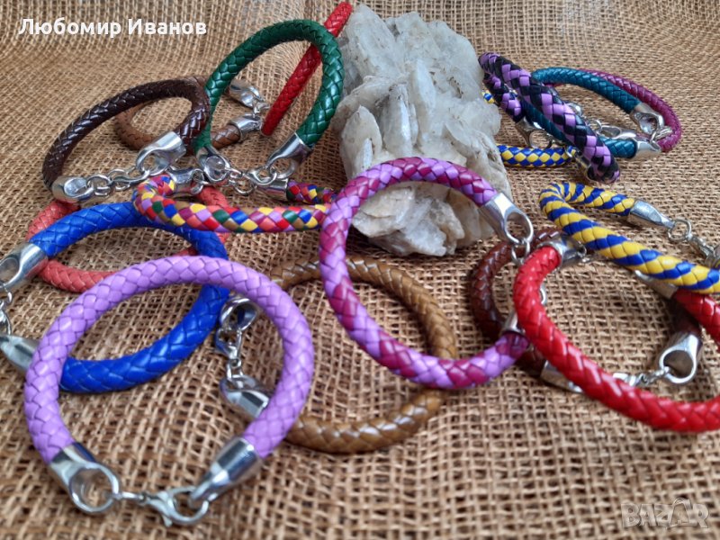 Плетени гривни, колиета и др. Богат избор на цветове, размери и модели. Естествена кожа, снимка 1