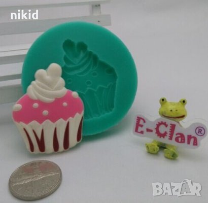 Кексче мъфин с крем силиконов молд форма декорация торта фондан шоколад и др, снимка 1