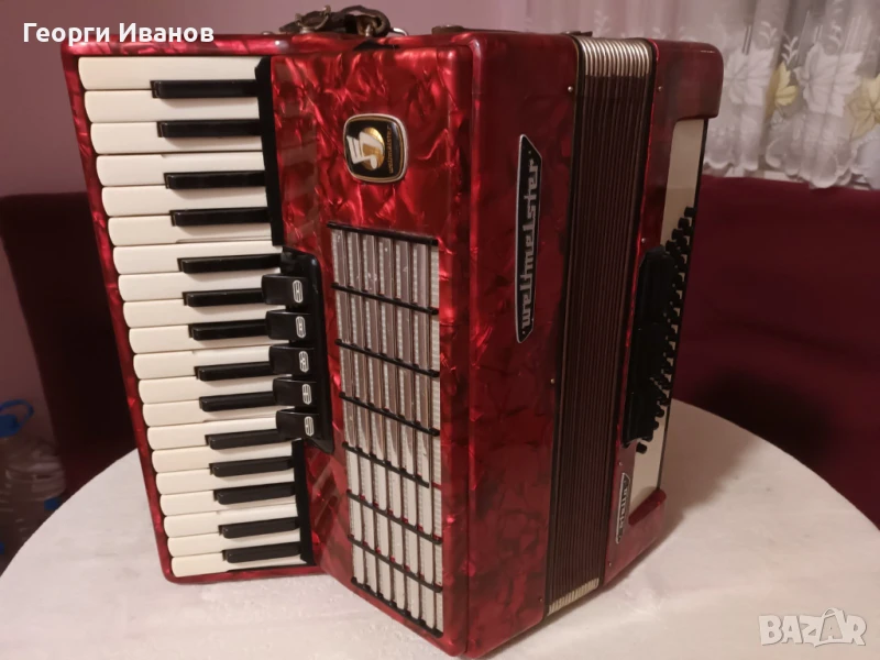 Продавам Акордеон Велтмайстер Стела 60 Баса в отлично състояние, снимка 1