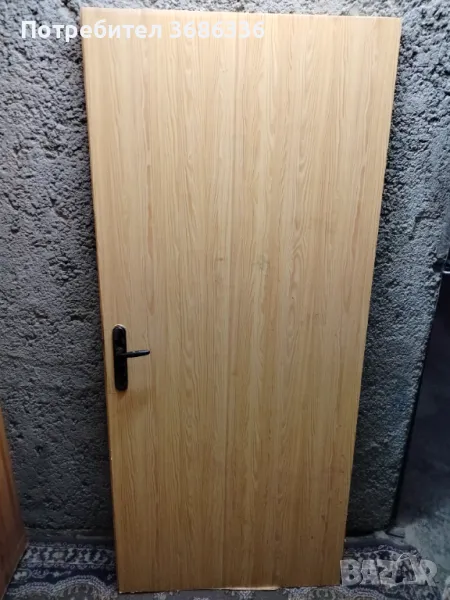 Входна врата за панелно жилище , снимка 1