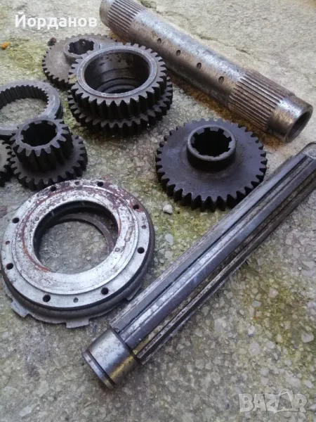 Части за верижен трактор Т-150, снимка 1