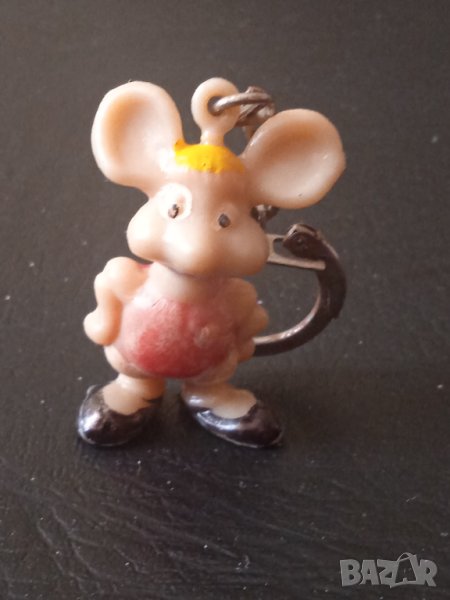 Много стар ключодържател мишле - с маркировка Hong Kong, снимка 1