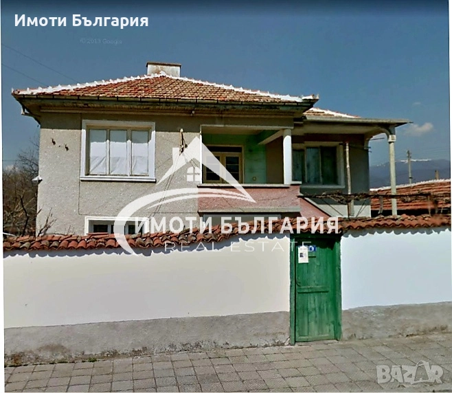 Двуетажна къща в с. Старосел , снимка 1