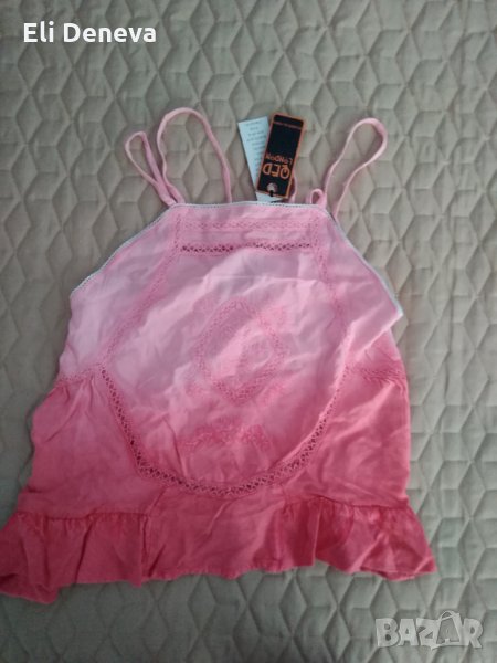 Топ  QED London, снимка 1