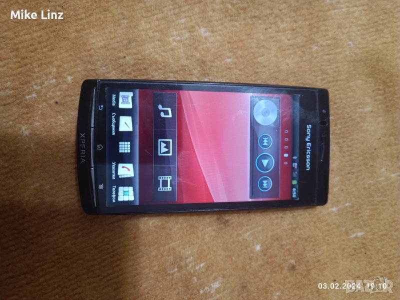 Sony Ericsson Xperia ARC , снимка 1