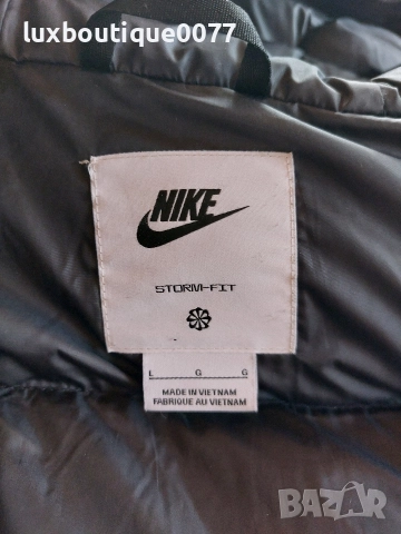 Използвано в отлично състояние зимна парка Nike Storm Fit L, снимка 10 - Якета - 52866587