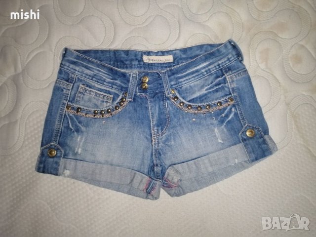 FARFALLINA страхотни оригинални къси панталони като нови, снимка 1