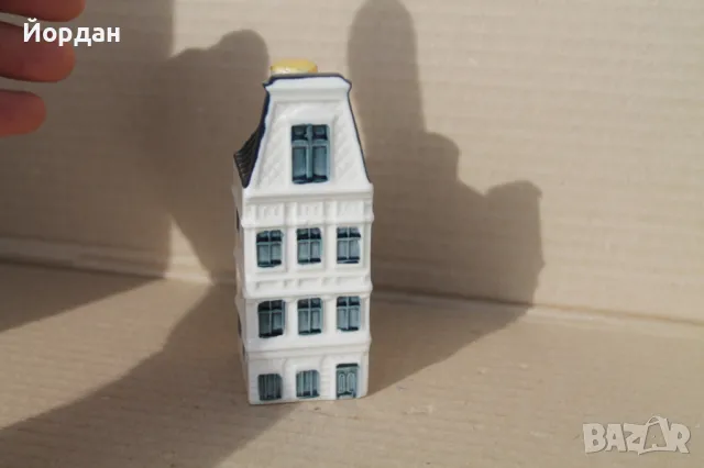 колекционерска порцеланова фигурка / шише Холандска къща ''Bols KLM'', снимка 5 - Колекции - 49483452