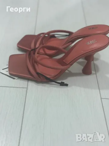 Чехли Zara, снимка 2 - Дамски обувки на ток - 49911222