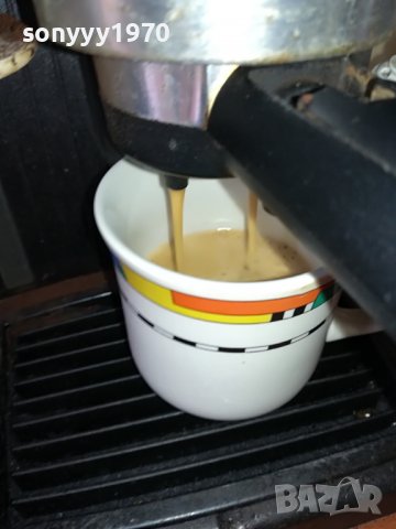 DELONGHI 15BAR SWISS 2205221336, снимка 8 - Кафемашини - 36839211