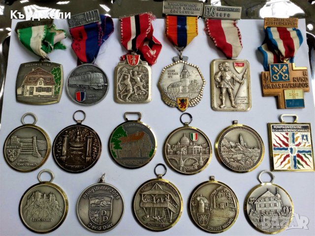Лот Ордени Медали с Рицари Замъци Битки... 17 бр., снимка 1 - Антикварни и старинни предмети - 31315029