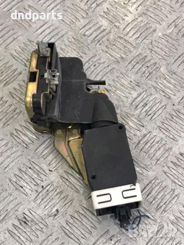 Предна дясна брава Mitsubishi Space Star 2000г.