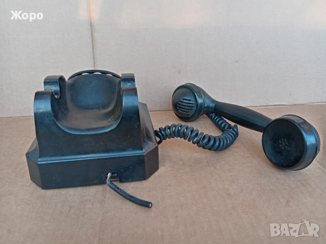 Старинен бакелитен телефон с шайба телефонен апарат 40те, снимка 3 - Антикварни и старинни предмети - 52877067