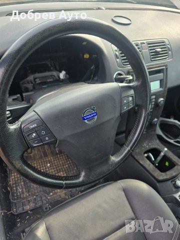 ***Само на части*** Volvo S40 1.6d  2005г , снимка 6 - Автомобили и джипове - 53430296
